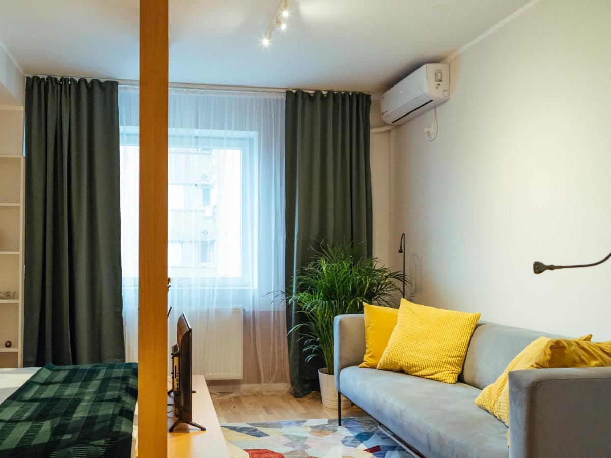 Cosy Studio - Amazing Location - Old Town Бухарест Экстерьер фото